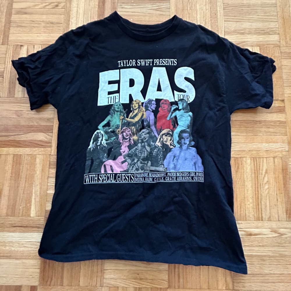 Thrifted Bootleg Taylor Swift Eras Tour T-Shirt💚💛💜❤️🩵🖤💘🤍🤎💙